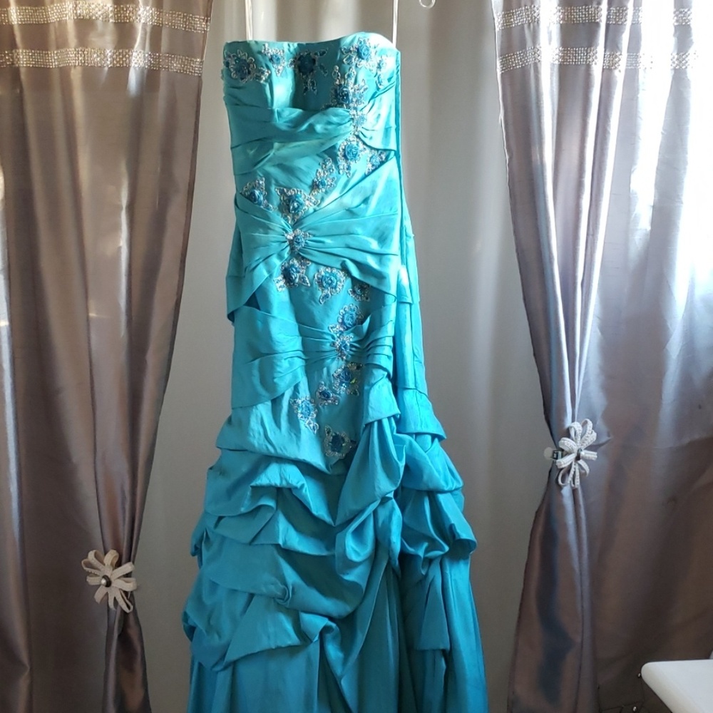 CAMILLE LA VIE Aqua Mermaid Dress